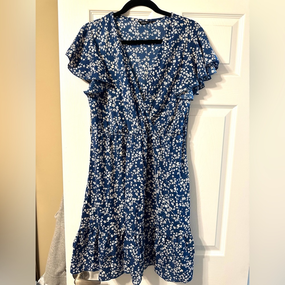 Shein XL Blue Floral Layered Hem Belted Dress